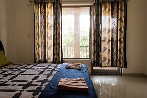4BHK by Tripvillas Holiday Homes