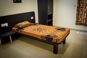 4BHK by Tripvillas Holiday Homes