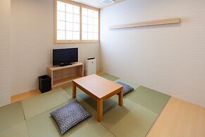 Y's Cabin & Hotel Naha Kokusai Dori