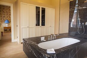 Cabosse, Suites & Spa