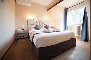 Logis Hôtel Domaine les Falaises