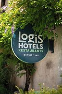 Logis Hôtel Domaine les Falaises
