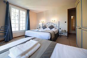 Logis Hôtel Domaine les Falaises