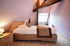 Logis Hôtel Domaine les Falaises
