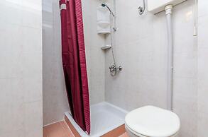 Apartments & Rooms Mihajica