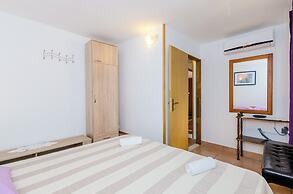 Apartments & Rooms Mihajica