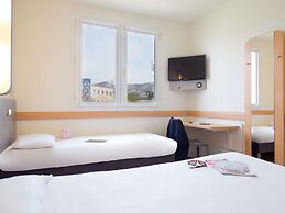 ibis budget Aubagne Les Paluds Agora