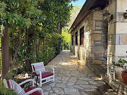 Kamarca House Hotel