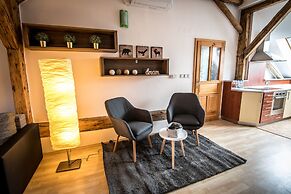 Tylova Apartments