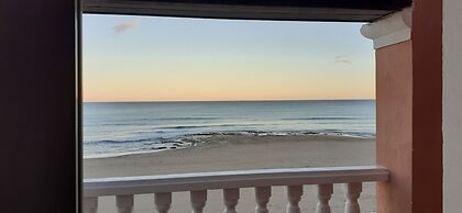 Lloyds Beach Club Aparthotel