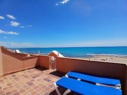 Lloyds Beach Club Aparthotel