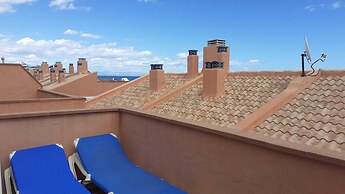 Lloyds Beach Club Aparthotel