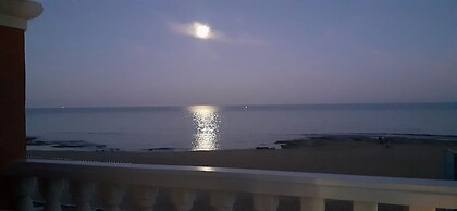 Lloyds Beach Club Aparthotel