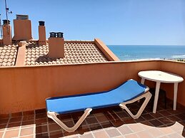 Lloyds Beach Club Aparthotel