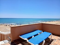 Lloyds Beach Club Aparthotel