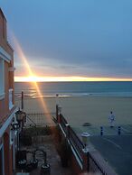 Lloyds Beach Club Aparthotel