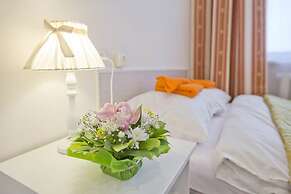 Guest House on Kazanskaya