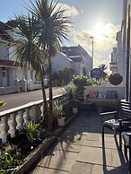 Cherwood Guesthouse