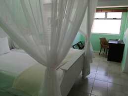 Villa Maji Bed & Breakfast