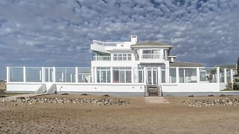 Villa Maji Bed & Breakfast