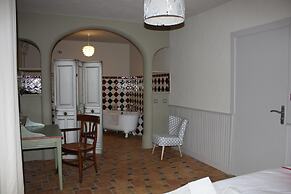 Bed in Bellongue