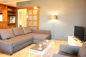 The House of Travelers