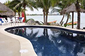 Del Sol Beachfront Hotel and Condos