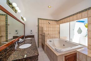 Del Sol Beachfront Hotel and Condos