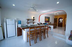 Del Sol Beachfront Hotel and Condos