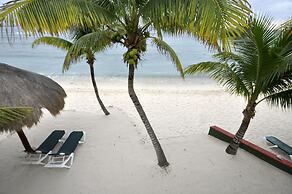 Del Sol Beachfront Hotel and Condos