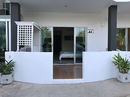 RoomQuest One Bangsaray