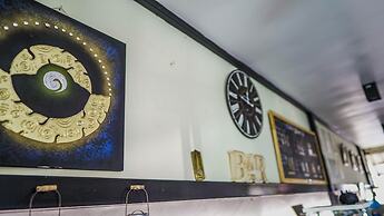 RoomQuest One Bangsaray