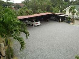 RoomQuest One Bangsaray