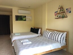 RoomQuest One Bangsaray