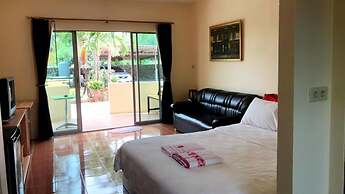 RoomQuest One Bangsaray