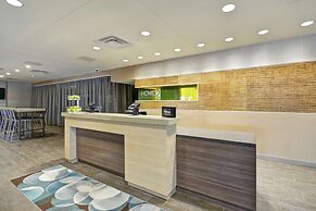 Home2 Suites by Hilton Plymouth, MN