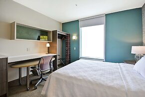 Home2 Suites by Hilton Plymouth, MN
