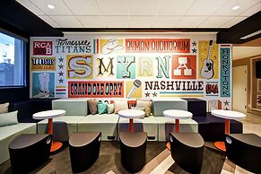 Tru by Hilton Smyrna Nashville