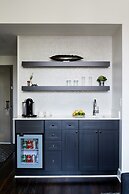 The Foundry Hotel Asheville, Curio Collection by Hilton