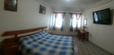 Hotel Monarca
