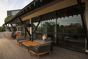 DoubleTree by Hilton Weerawila Rajawarna Resort