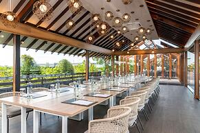 DoubleTree by Hilton Weerawila Rajawarna Resort