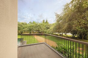 DoubleTree by Hilton Weerawila Rajawarna Resort