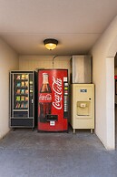 Horizon Inn & Suites