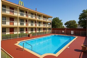 Horizon Inn & Suites