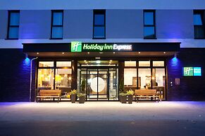 Holiday Inn Express Frankfurt Airport-Raunheim by IHG
