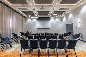 Hotel Indigo Tulsa DWTN-Entertainment Area by IHG