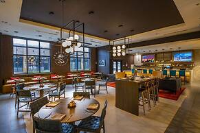 Hotel Indigo Tulsa DWTN-Entertainment Area by IHG
