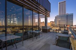 Hotel Indigo Tulsa DWTN-Entertainment Area by IHG