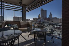 Hotel Indigo Tulsa DWTN-Entertainment Area by IHG